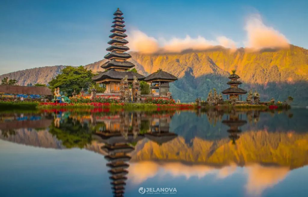 pura segara ulun danu batur bali