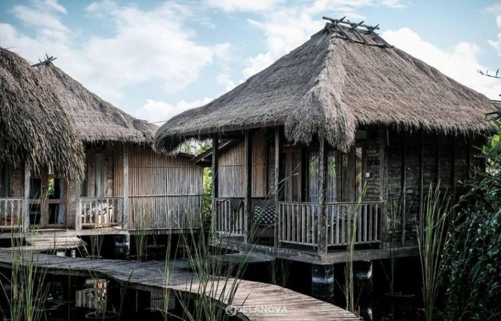 rumah adat budaya lokal desa undisan