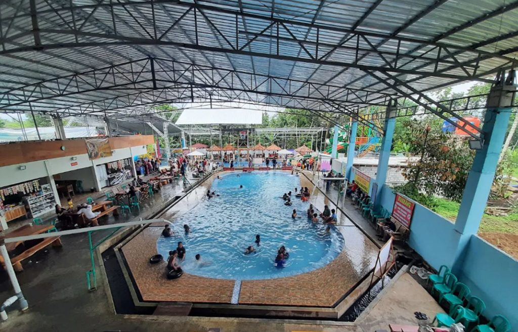 Pemandian Air Panas Tirta Madu Barokah Magelang