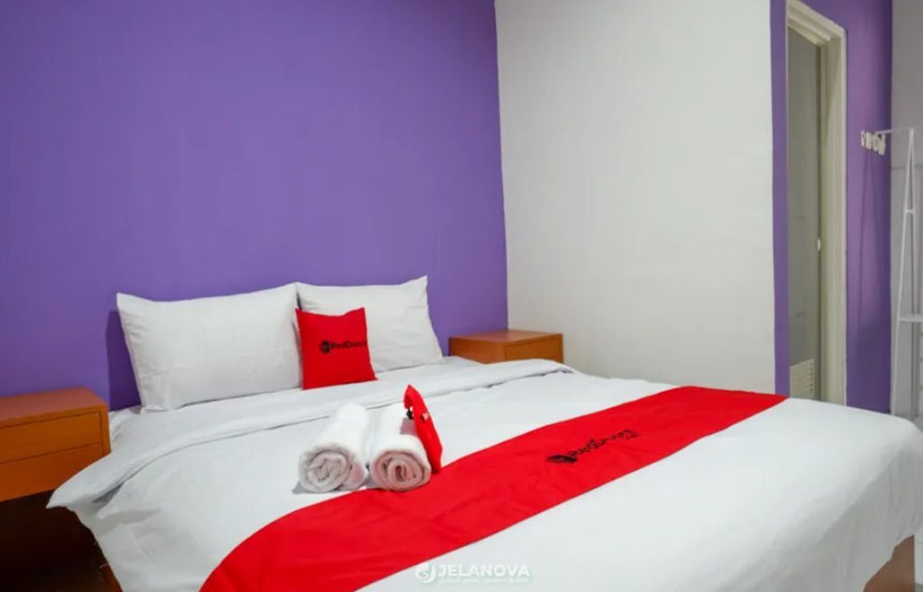 RedDoorz near Alun Alun Kaliwungu