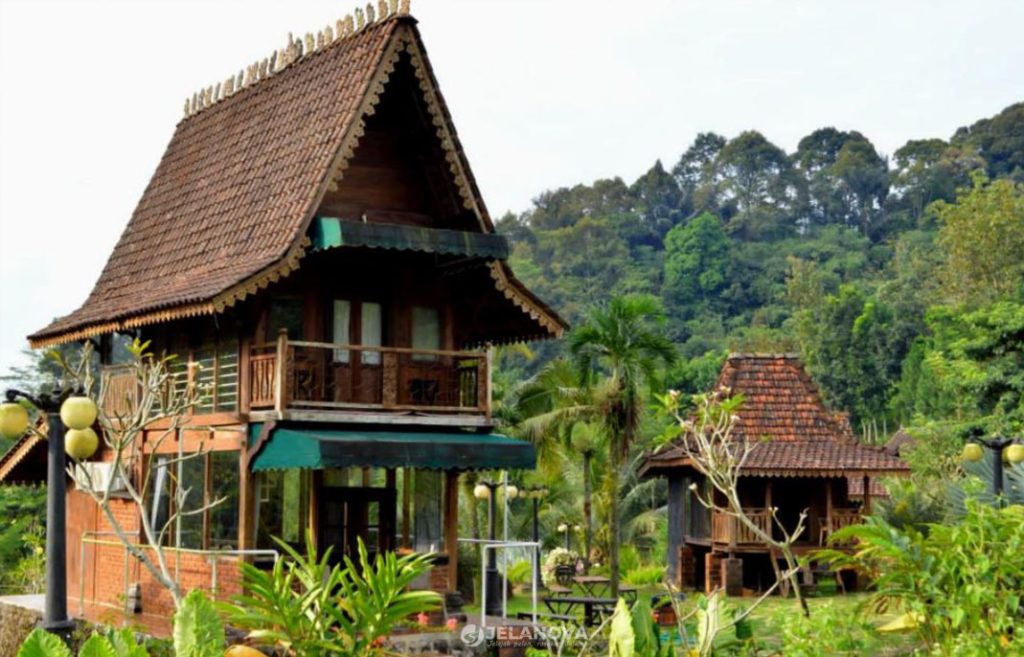 Sentosa Stable and Resort