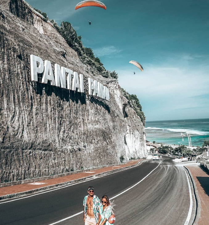 jalan menuju pantai pandawa