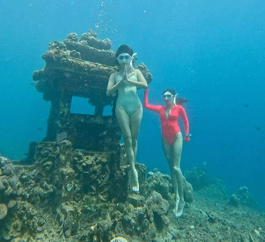 Snorkeling di jemeluk beach