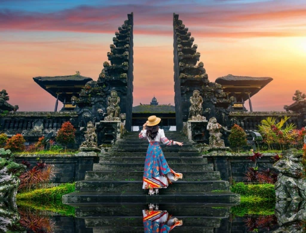 pura besakih bali