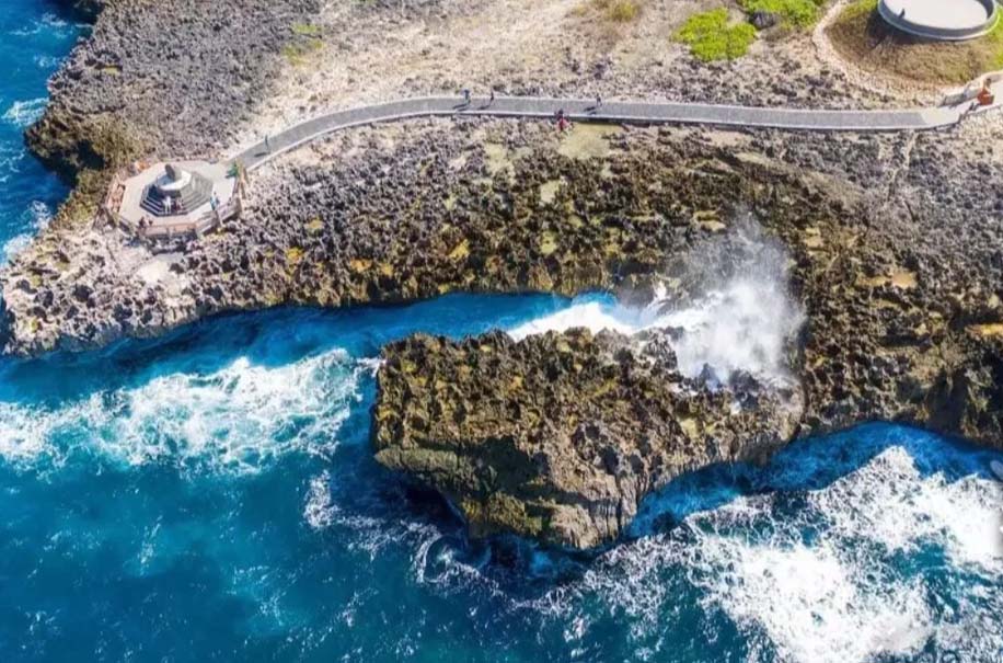 water blow nusa dua